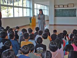 Tea Class conducted at Ureshino Elementary